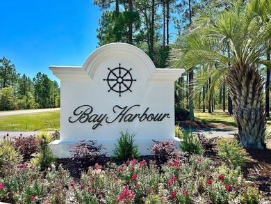 VIEW OF CHOCTAWHATCHEE BAY! DO NOT MISS THIS HALF ACRE lot on a - photo 2