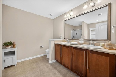 Palmetto Pointe Townes, 3-bedroom 2.5 bath, single-family home - photo 18