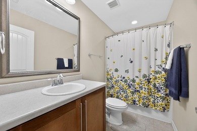 Palmetto Pointe Townes, 3-bedroom 2.5 bath, single-family home - photo 22