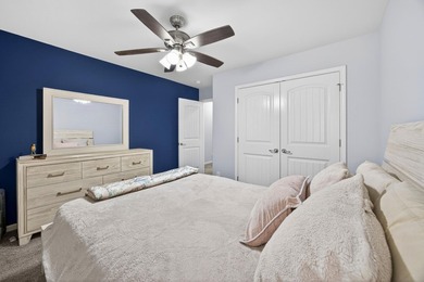 Palmetto Pointe Townes, 3-bedroom 2.5 bath, single-family home - photo 25