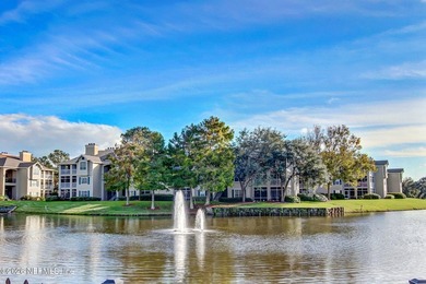 Live at the beach! Bright and open two bedroom, two bathroom - photo 32