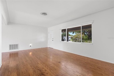 Under contract-accepting backup offers. If you're looking for a - photo 5