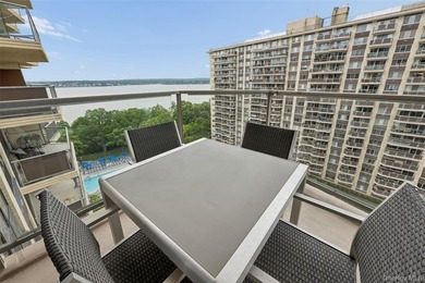 Wake up to shimmering water views and end your day with sunset - photo 24