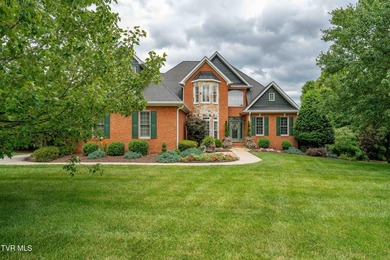 Welcome to one of the most exceptional golf course residences in - photo 1