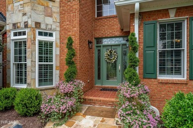Welcome to one of the most exceptional golf course residences in - photo 4