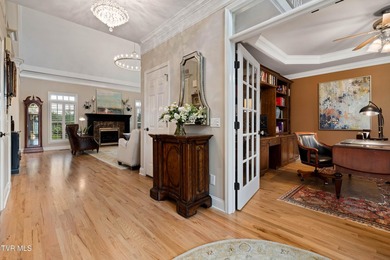 Welcome to one of the most exceptional golf course residences in - photo 6