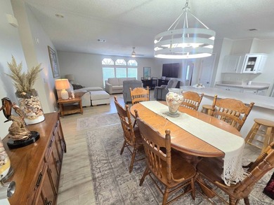Your Florida dream home is finally here!!! Nestled at the end of - photo 8