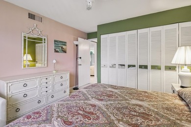 Well-maintained and furnished 1-bedroom condo featuring a - photo 13