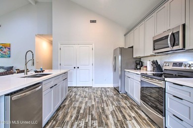 Welcome to your fully furnished waterfront escape in the heart - photo 15