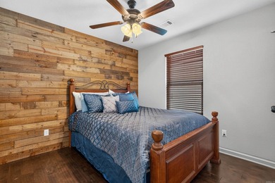 Tucked away on a spacious corner lot at the end of a cul-de-sac - photo 17