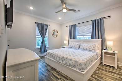 Welcome to your fully furnished waterfront escape in the heart - photo 20