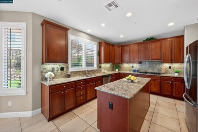 Welcome to an exceptional residence in the sought-after gated - photo 21