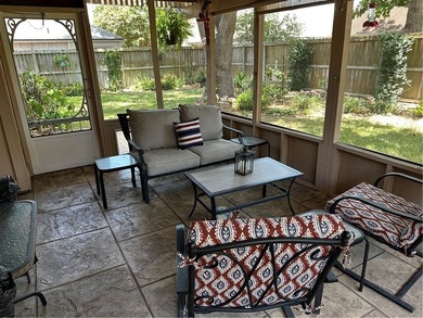 Beautiful from the curb to the back yard. Decorator colors in - photo 21