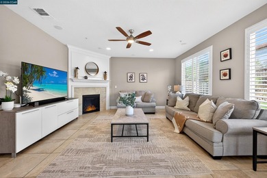 Welcome to an exceptional residence in the sought-after gated - photo 26