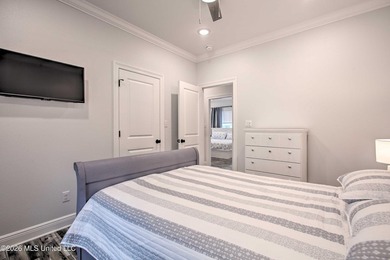 Welcome to your fully furnished waterfront escape in the heart - photo 26