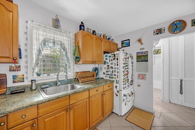 Located in a quiet cul-de-sac in Central Kihei, 94 Mehani Place - photo 34