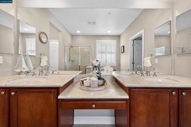 Welcome to an exceptional residence in the sought-after gated - photo 42