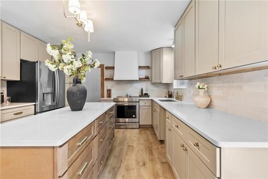 Lake Lanier Home For Sale in Gainesville Georgia