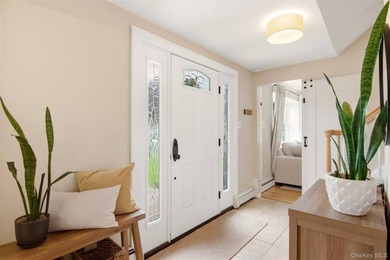 Welcome to Your Dream Home: Nestled at the end of a serene - photo 3