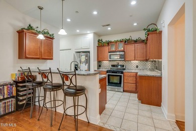Enjoy easy one-level living in this well-maintained 3-bedroom - photo 9