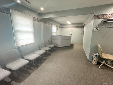 Exceptional opportunity in the heart of Bayside! Situated on a - photo 9