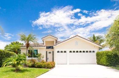 (private lake, pond, creek) Home For Sale in Port Saint Lucie Florida