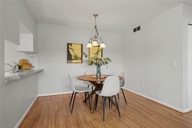 Welcome home to this adorable 2-bedroom, 1-bath end-unit - photo 6