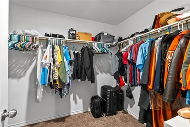 BELOW market value, looking at homes in London ISD, take a look - photo 16
