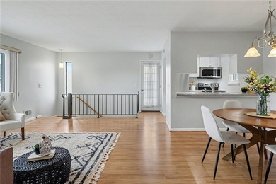 Welcome home to this adorable 2-bedroom, 1-bath end-unit - photo 8