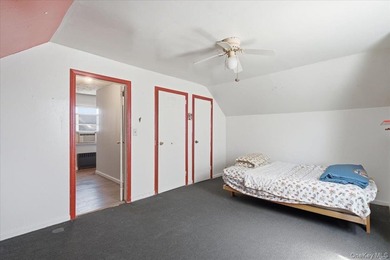 Well-maintained 3-bedroom, 1-bath Colonial located in the heart - photo 8