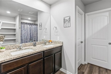 BELOW market value, looking at homes in London ISD, take a look - photo 19