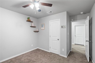 BELOW market value, looking at homes in London ISD, take a look - photo 21