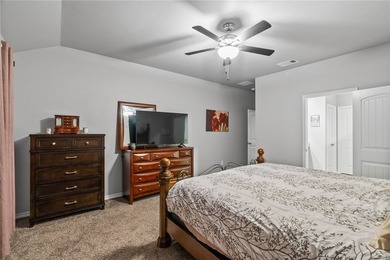 BELOW market value, looking at homes in London ISD, take a look - photo 22