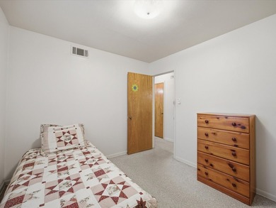 Welcome home to this well-maintained 3-bedroom, 2-bath home - photo 29
