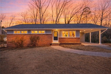 Lake Keowee Home For Sale in Seneca South Carolina