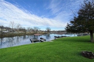 Lake Viking Lot For Sale in Altamont Missouri