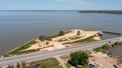 BOATSLIP INCLUDED! One of only 4 lots left in premier gated - Lake Lot For Sale in Gun Barrel City, Texas