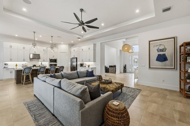 This luxury single family Florida home is thoughtfully designed - photo 19