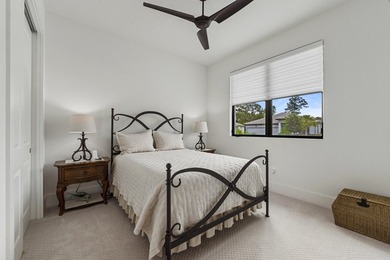 This luxury single family Florida home is thoughtfully designed - photo 26