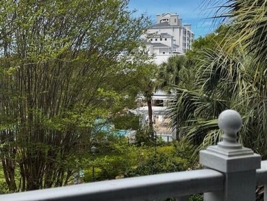 Located in the heart of Baytowne Wharf, this turnkey 5th-floor - photo 7