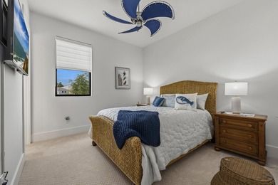 This luxury single family Florida home is thoughtfully designed - photo 28