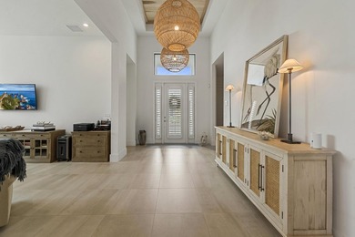 This luxury single family Florida home is thoughtfully designed - photo 33