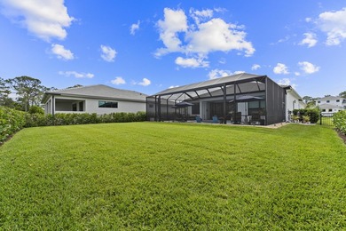 This luxury single family Florida home is thoughtfully designed - photo 46