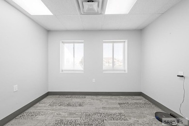 Fantastic high traffic multi suite commercial building in the - photo 48