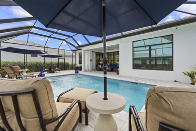 This luxury single family Florida home is thoughtfully designed - photo 50