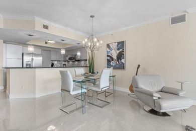 Beautifully updated 3rd floor unit. Gorgeous Intracoastal views - photo 11