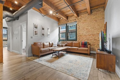 Experience the perfect blend of historic character and modern - photo 1