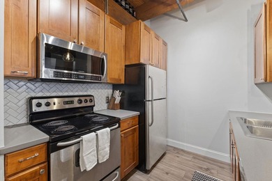 Experience the perfect blend of historic character and modern - photo 4