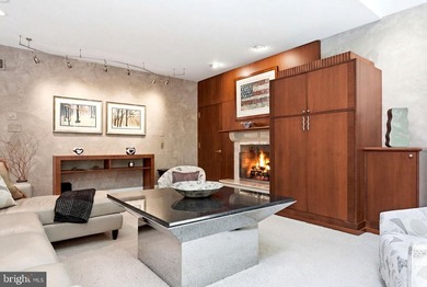 An extraordinary custom estate tucked away on a quiet cul-de-sac - photo 29