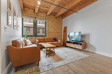 Experience the perfect blend of historic character and modern - photo 10